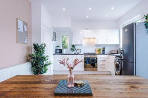 Durham City - 10 min Walk with Parking